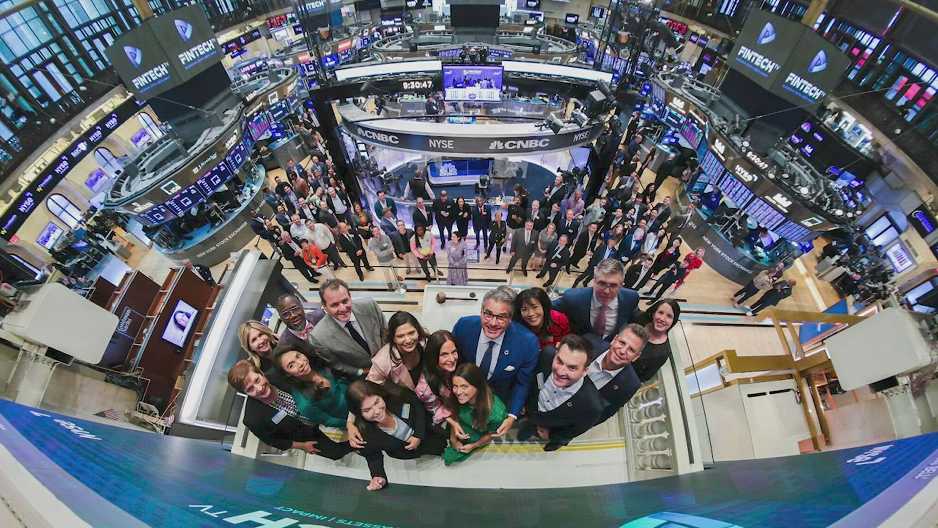 FINTECH.TV Rings the Opening Bell to Launch New Studio on Floor of the NYSE